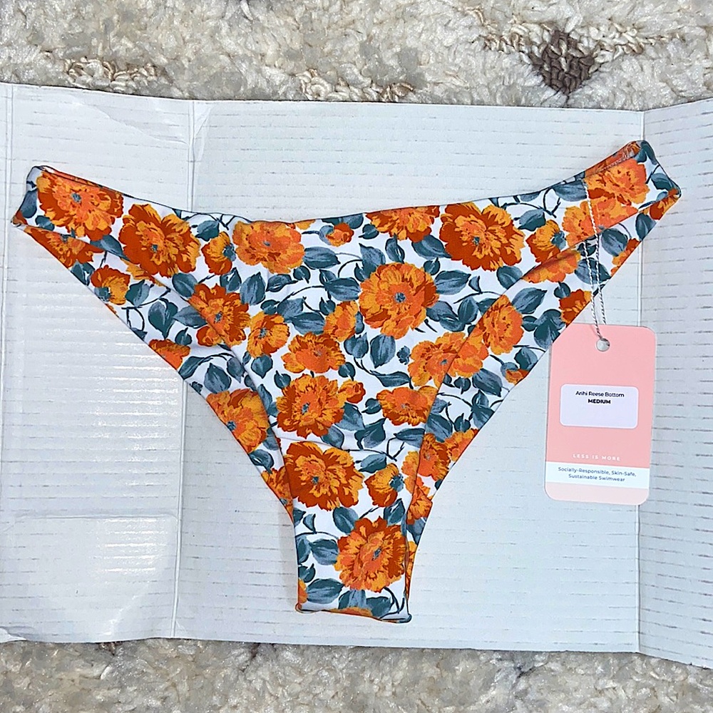 ISO TRADE OR PURCHASE Midori Bikini Bottom Arihi Reese size LARGE